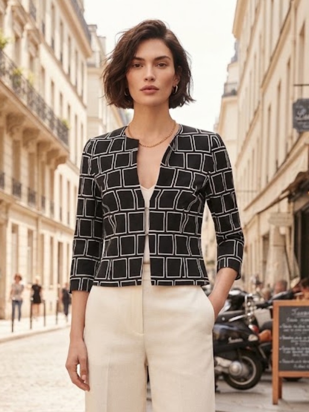 Vintage Austin Reed Black White Cropped Geometric Jacket Size 4